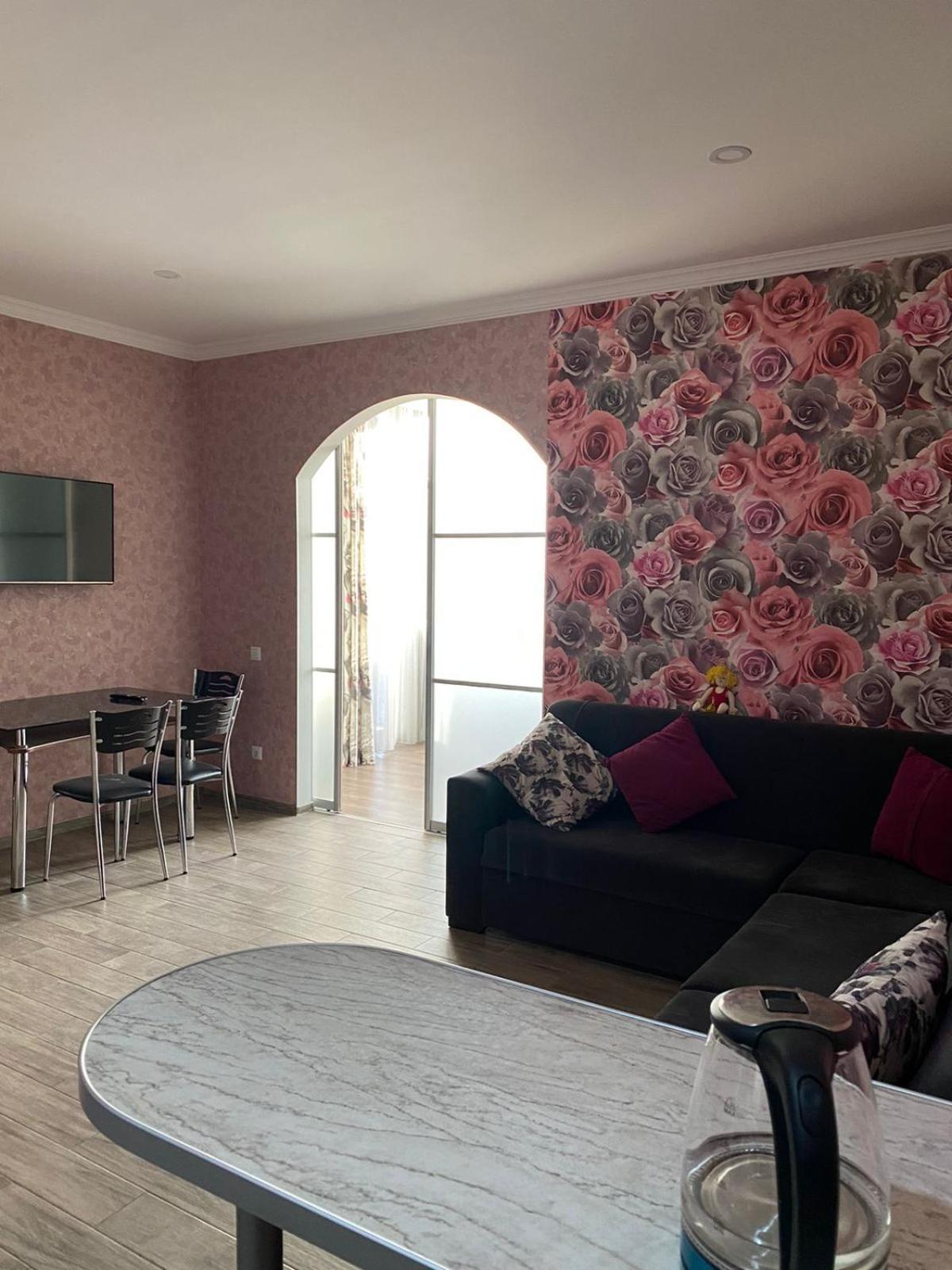 Mindia'S Two Bedroom Apartment Batumi Ngoại thất bức ảnh