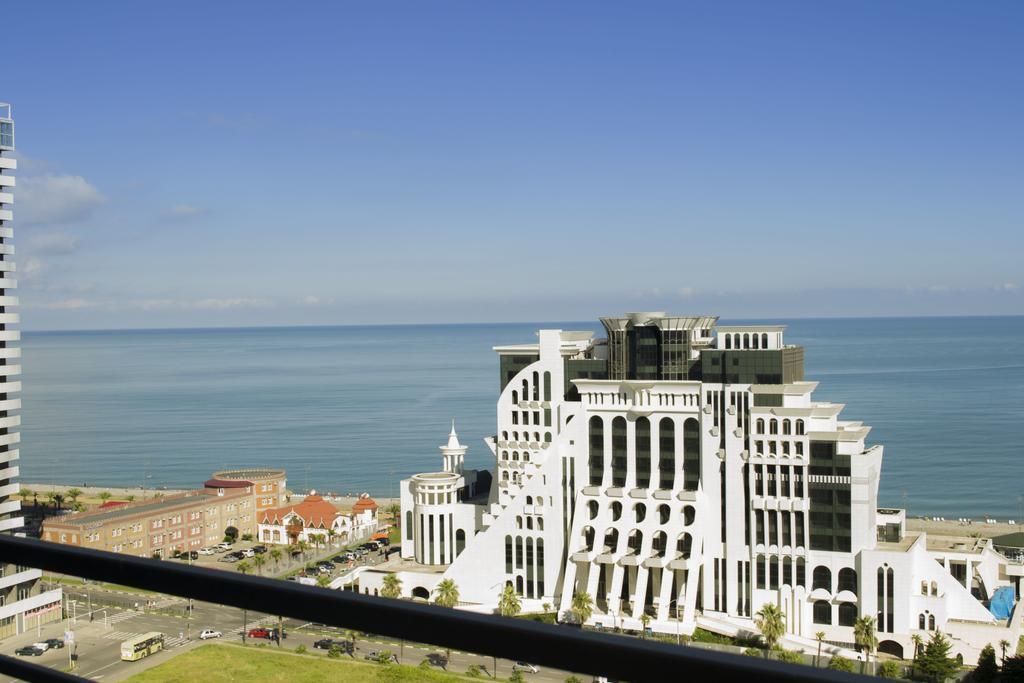 Mindia'S Two Bedroom Apartment Batumi Ngoại thất bức ảnh